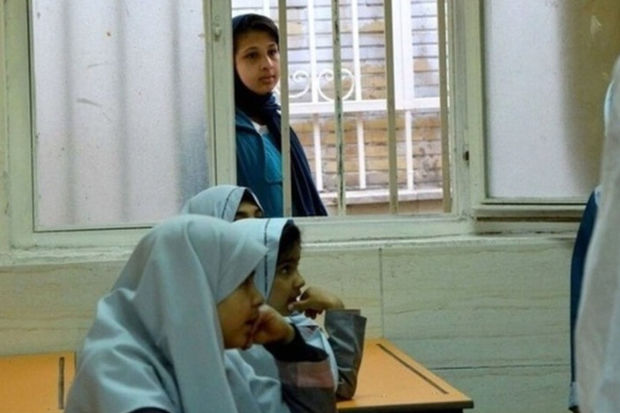 İranda ötən tədris ilində yüz minlərlə şagird məktəbi tərk edib – FOTO